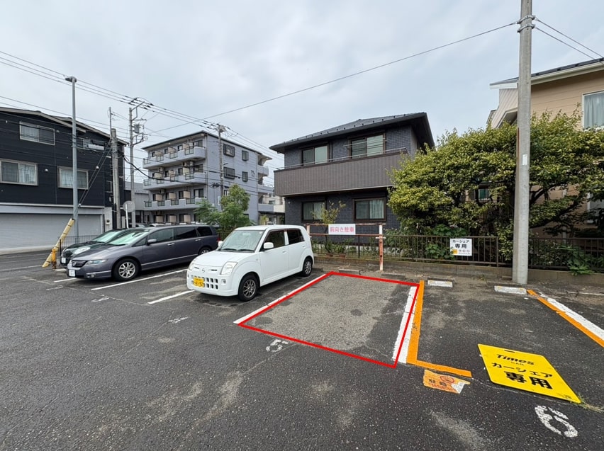 セルフィット茅ヶ崎店の駐車場